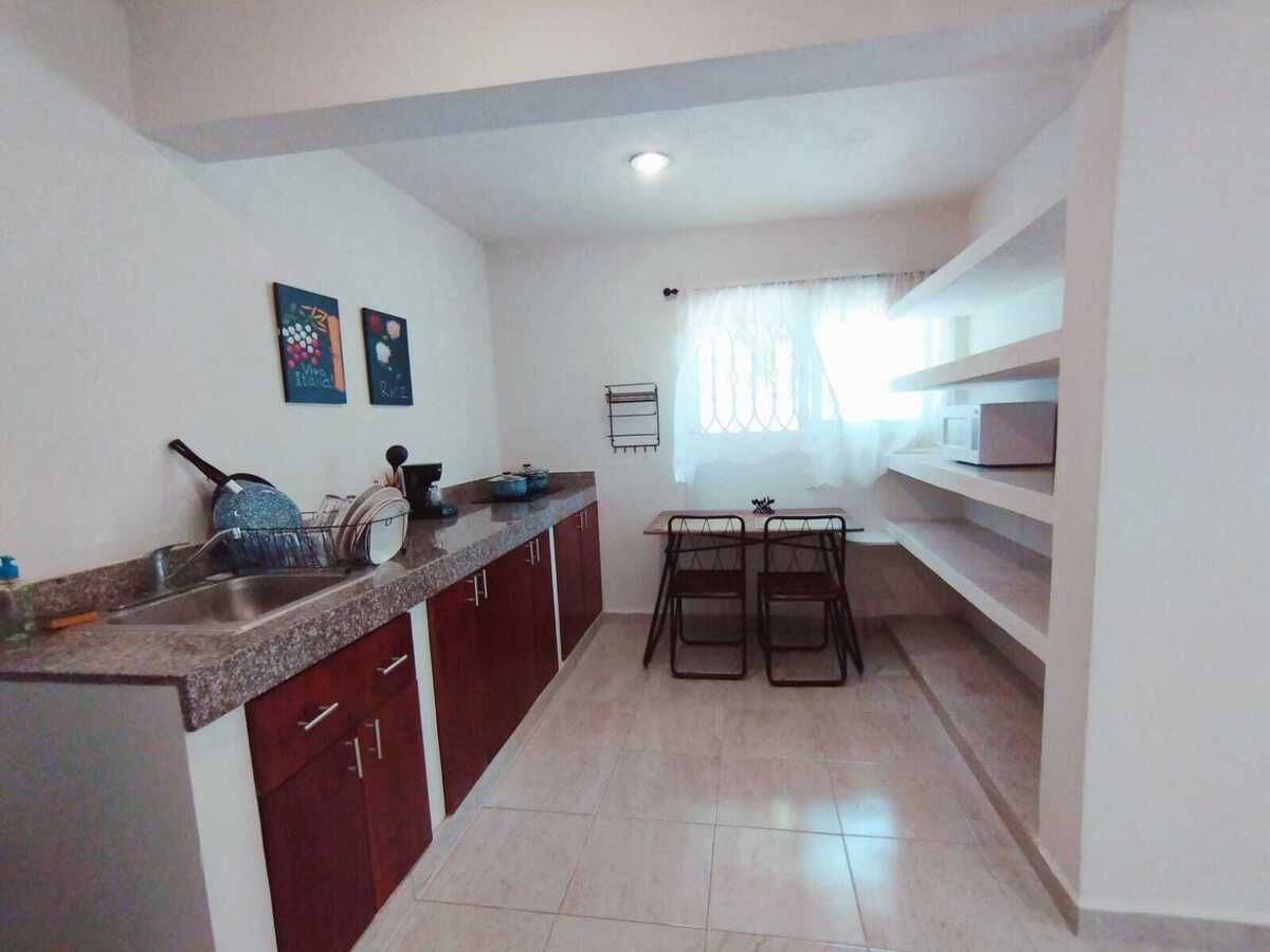 4 de 13: Cocina equipada