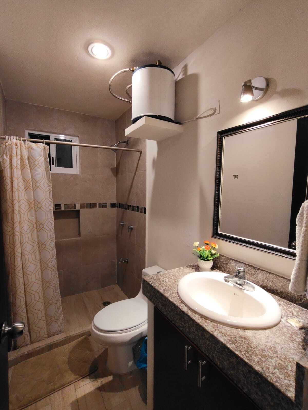 3 of 8: Baño completo
