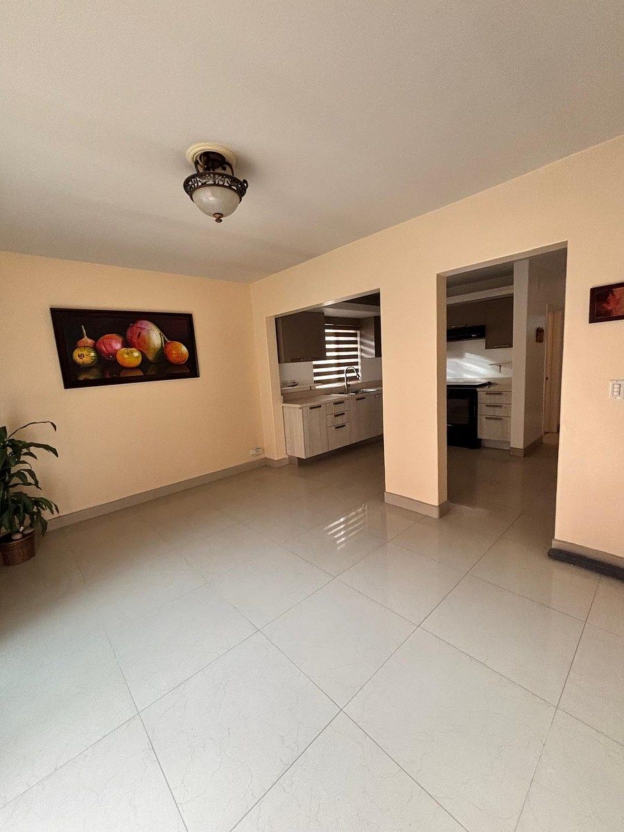 ⸻  🏡 ¡Vive con comodidad y Seguridad en La Perla Residencial! 9