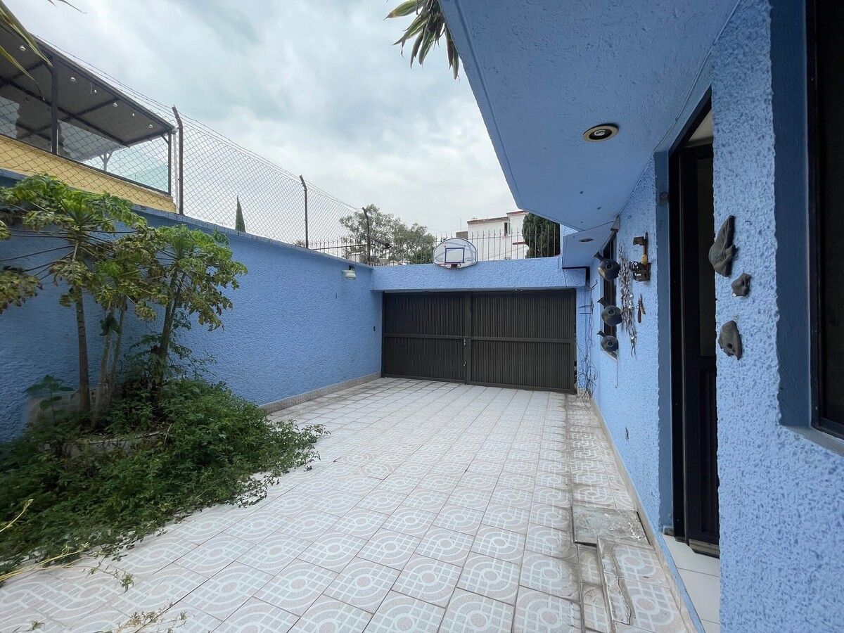 2 of 26: Casa en Venta en Cafetales Rayo Vende ®