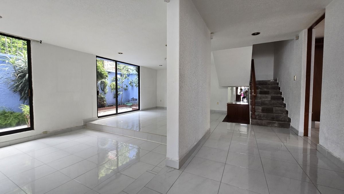 1 de 30: Casa en Venta en Cafetales Rayo Vende ®