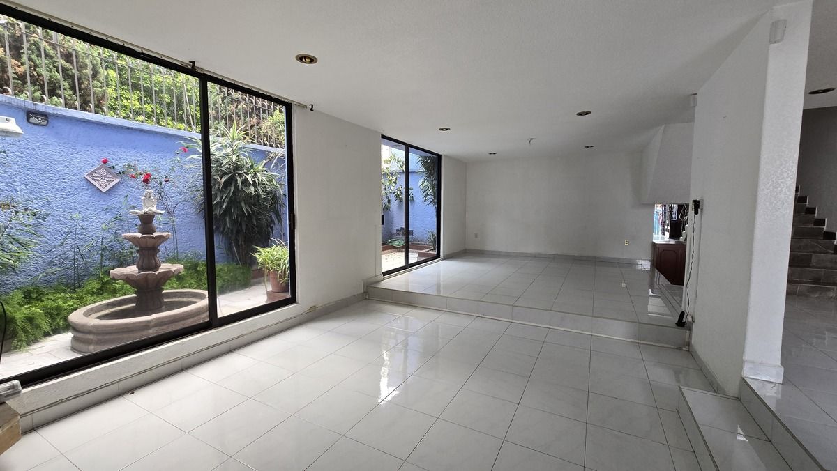 2 de 30: Casa en Venta en Cafetales Rayo Vende ®