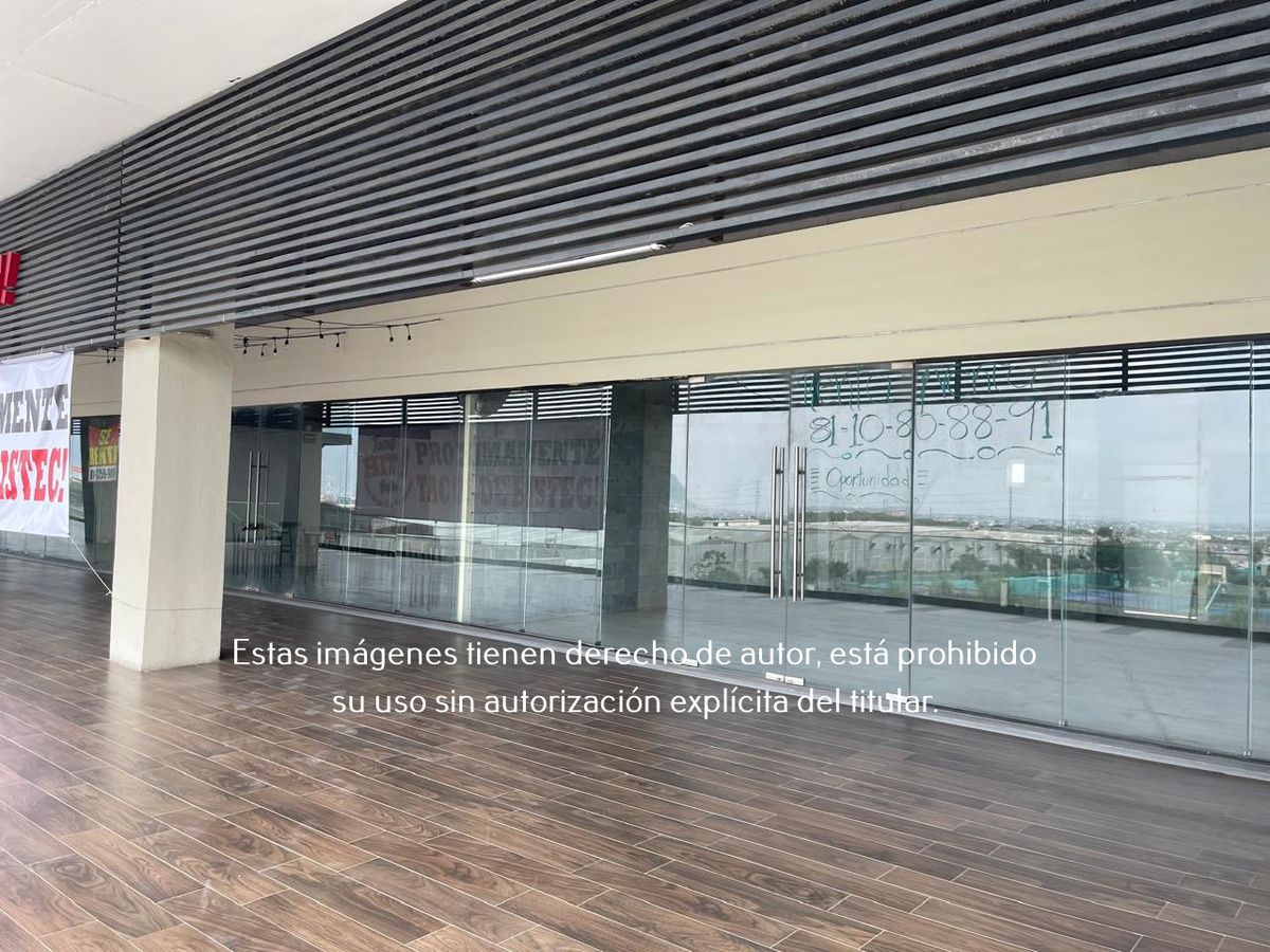 4 de 23: Local en Venta en Plaza Malibu Zona Cumbres