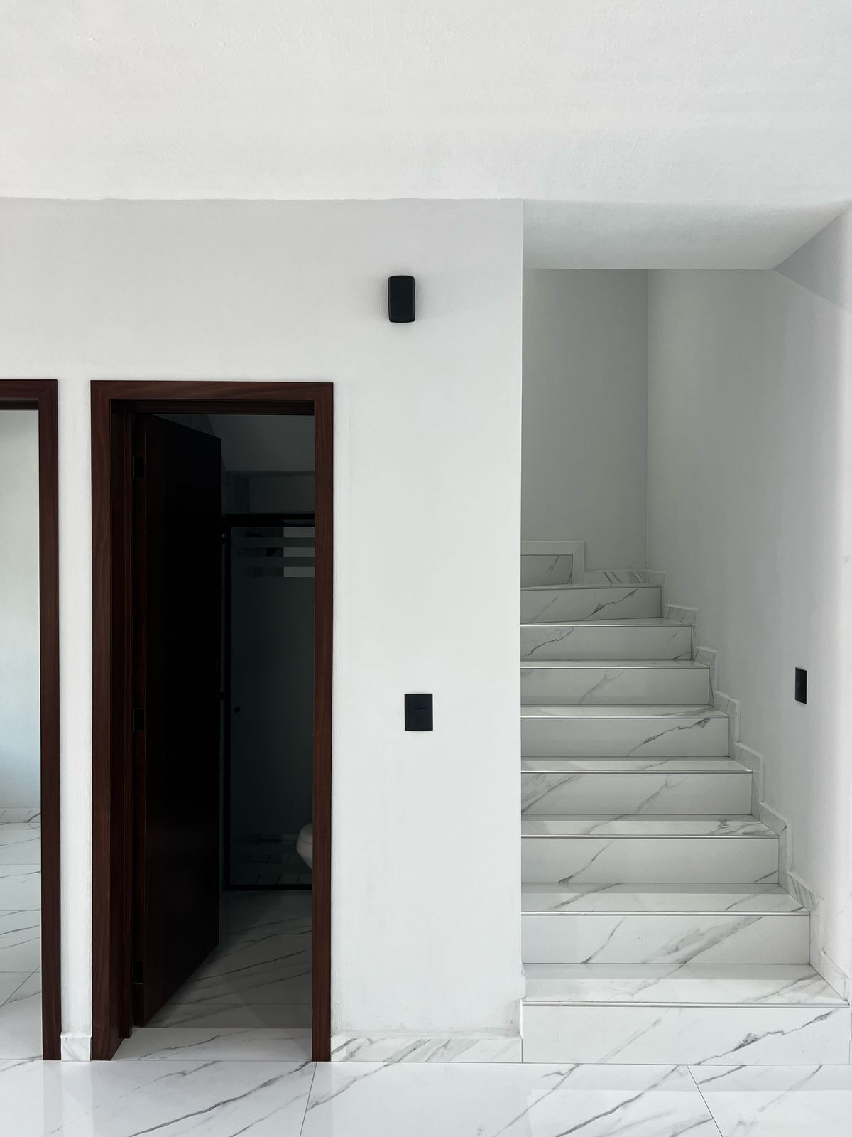 4 de 26: BAÑO PLANTA BAJA