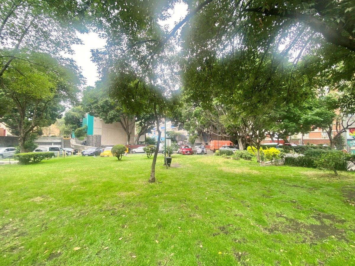2 of 18: Departamento en Integración Latinoamericana Rayo Vende ®