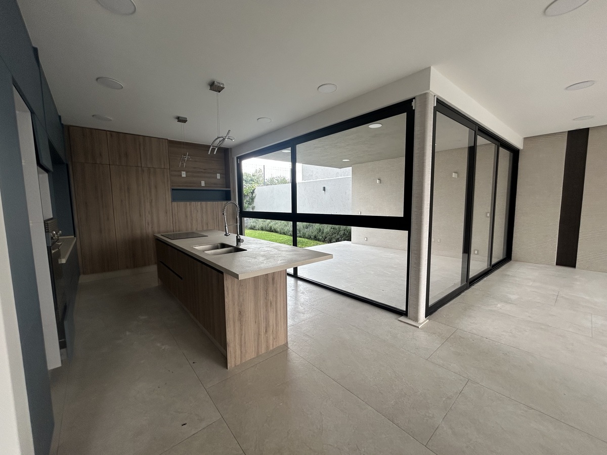 Cocina integrada a sala comedor