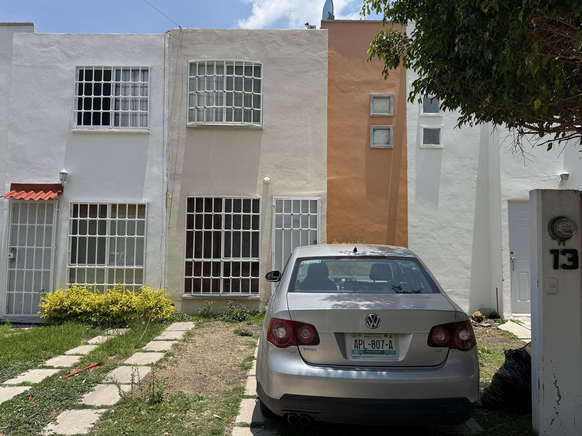 3 de 8