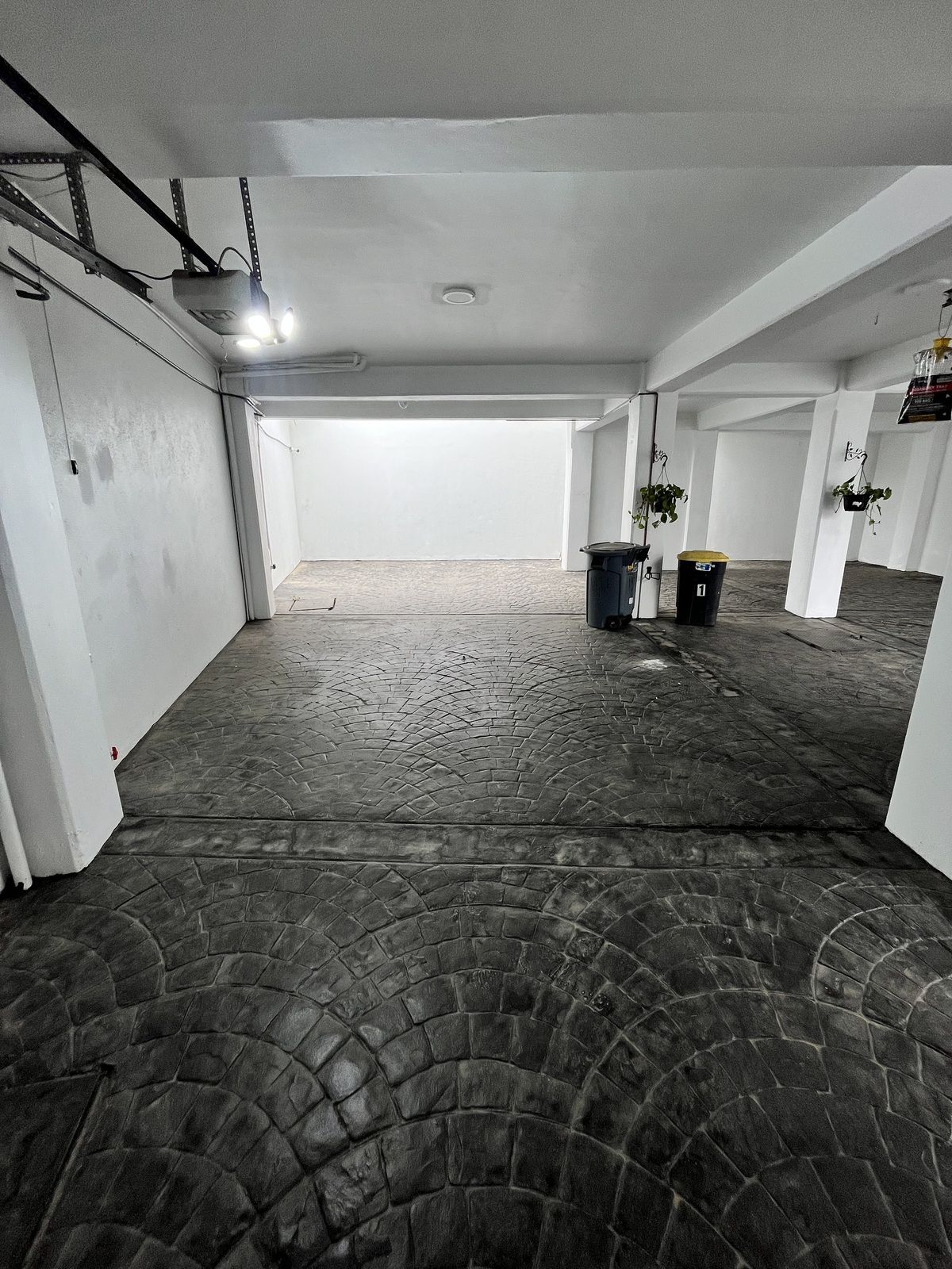 2 de 15: Estacionamiento