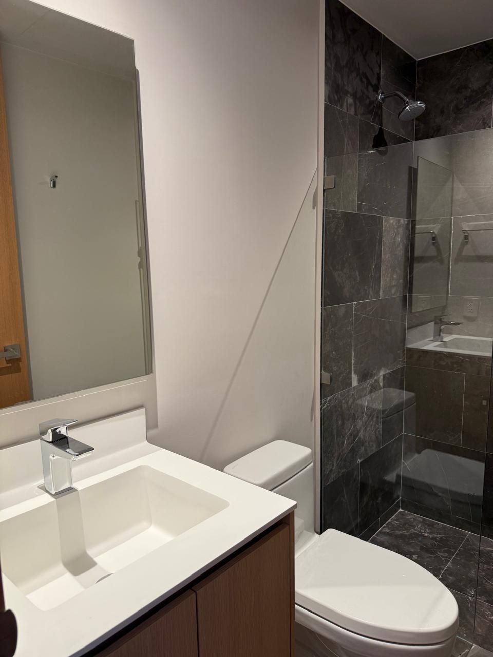 15 de 27: Baño recàmara 2