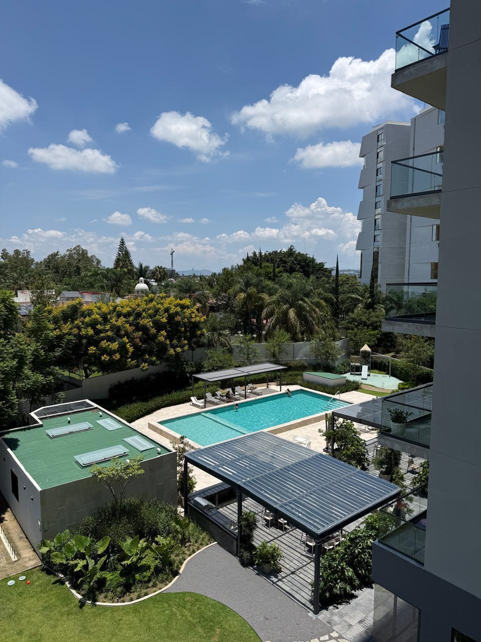 12 of 23: Vista àrea comùn