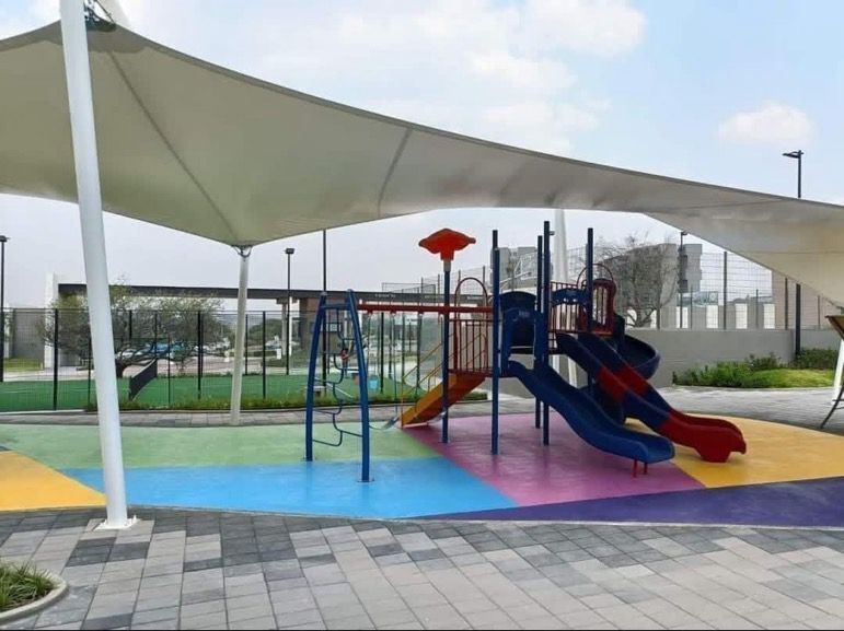 22 de 23: Área a de juegos infantiles