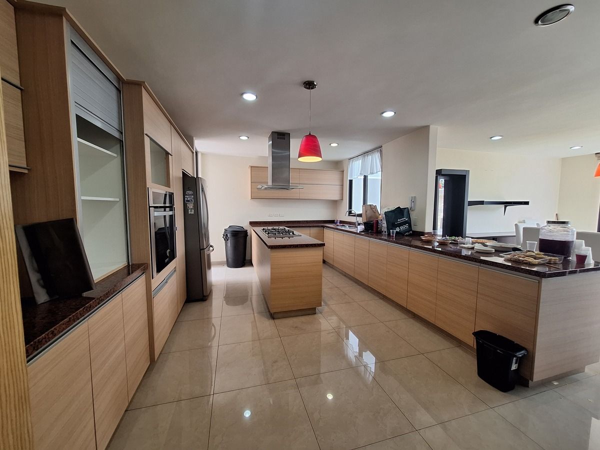 1 of 23: Cocina integral con Isla
