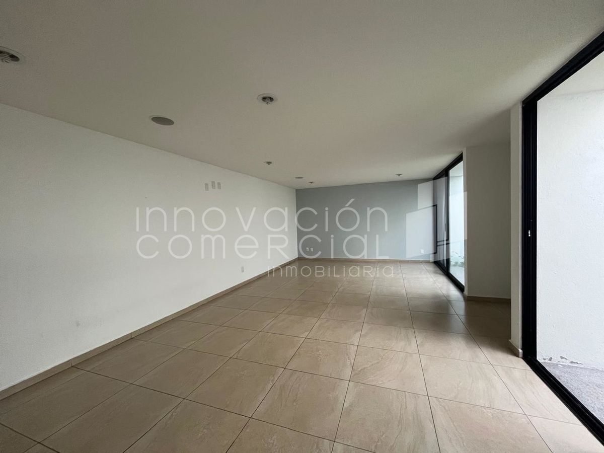 4 de 39: Sala comedor