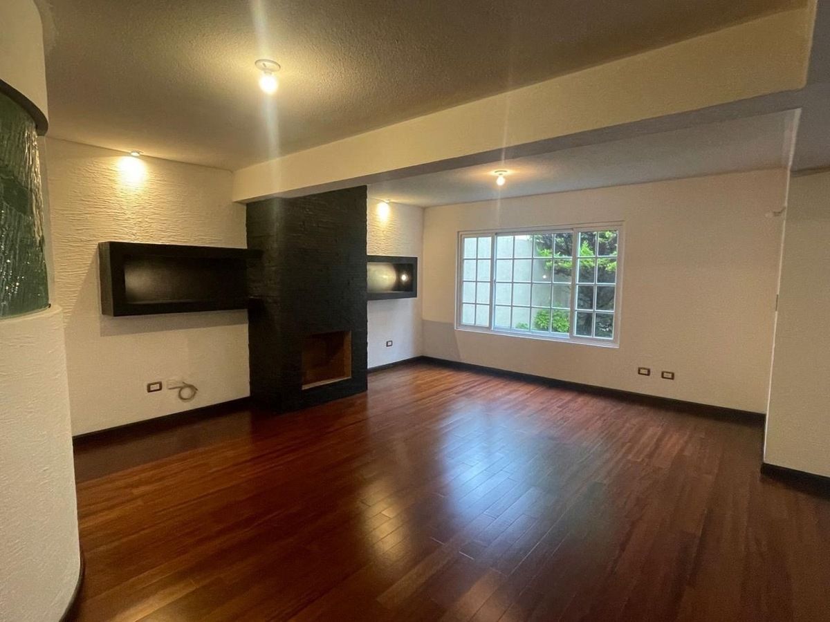 2 de 18: sala principal