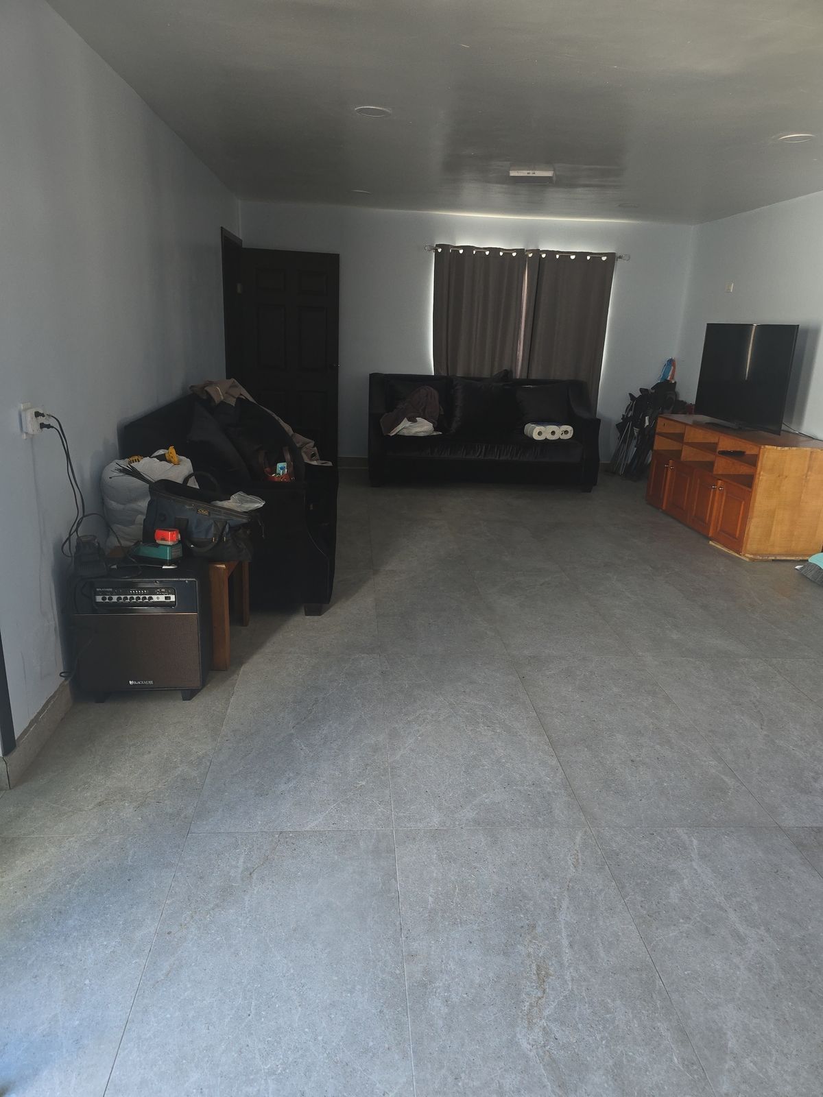 5 of 15: SALA PLANTA BAJA