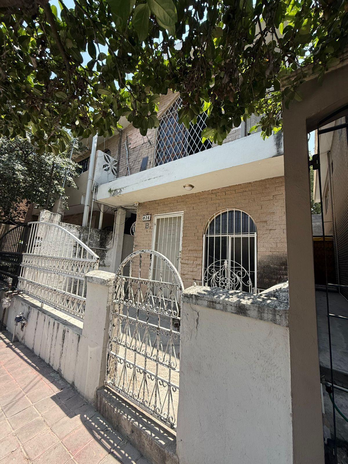 2 de 8