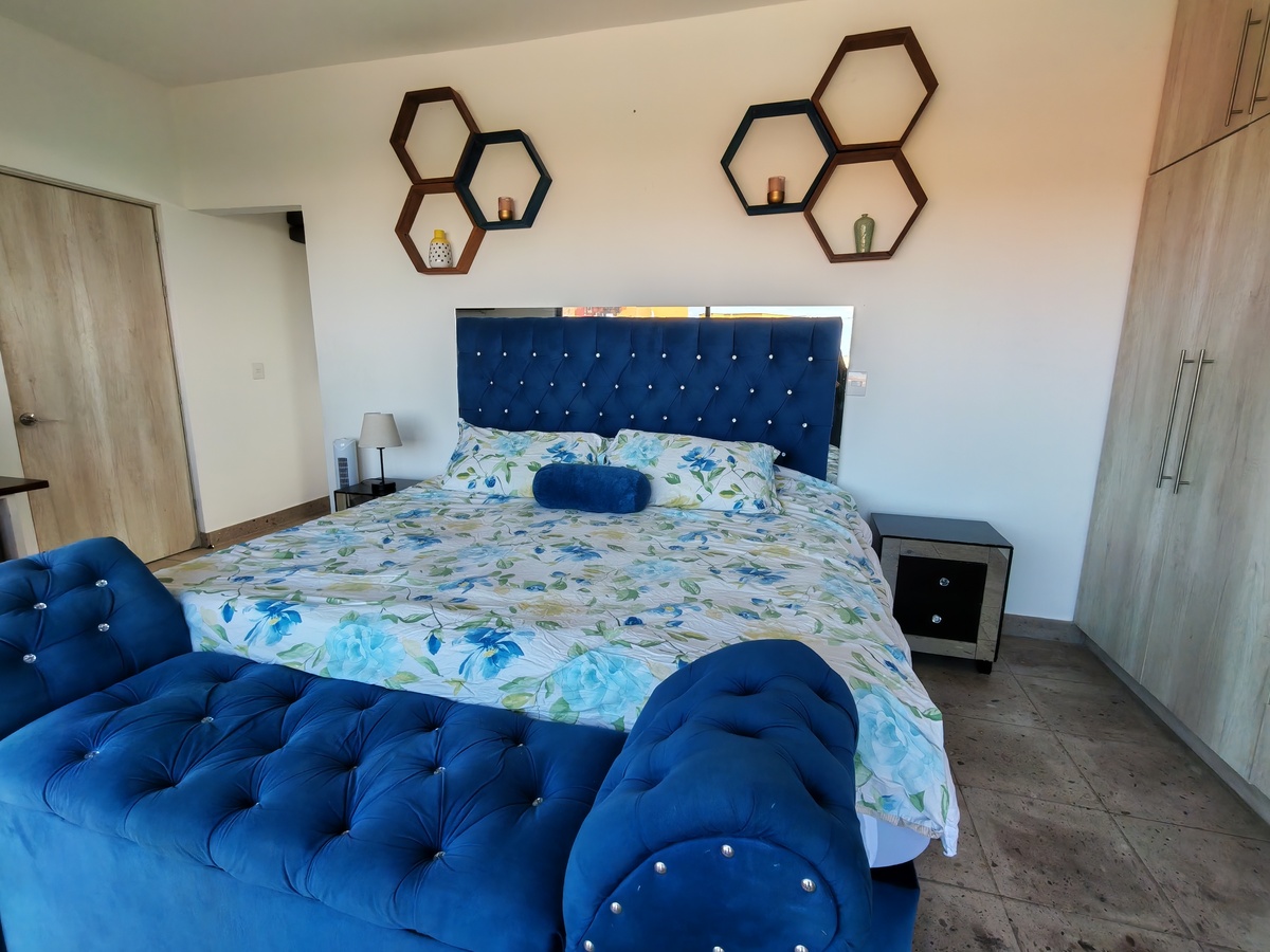 3 of 30: Excelente luz natural en recamara prncipal