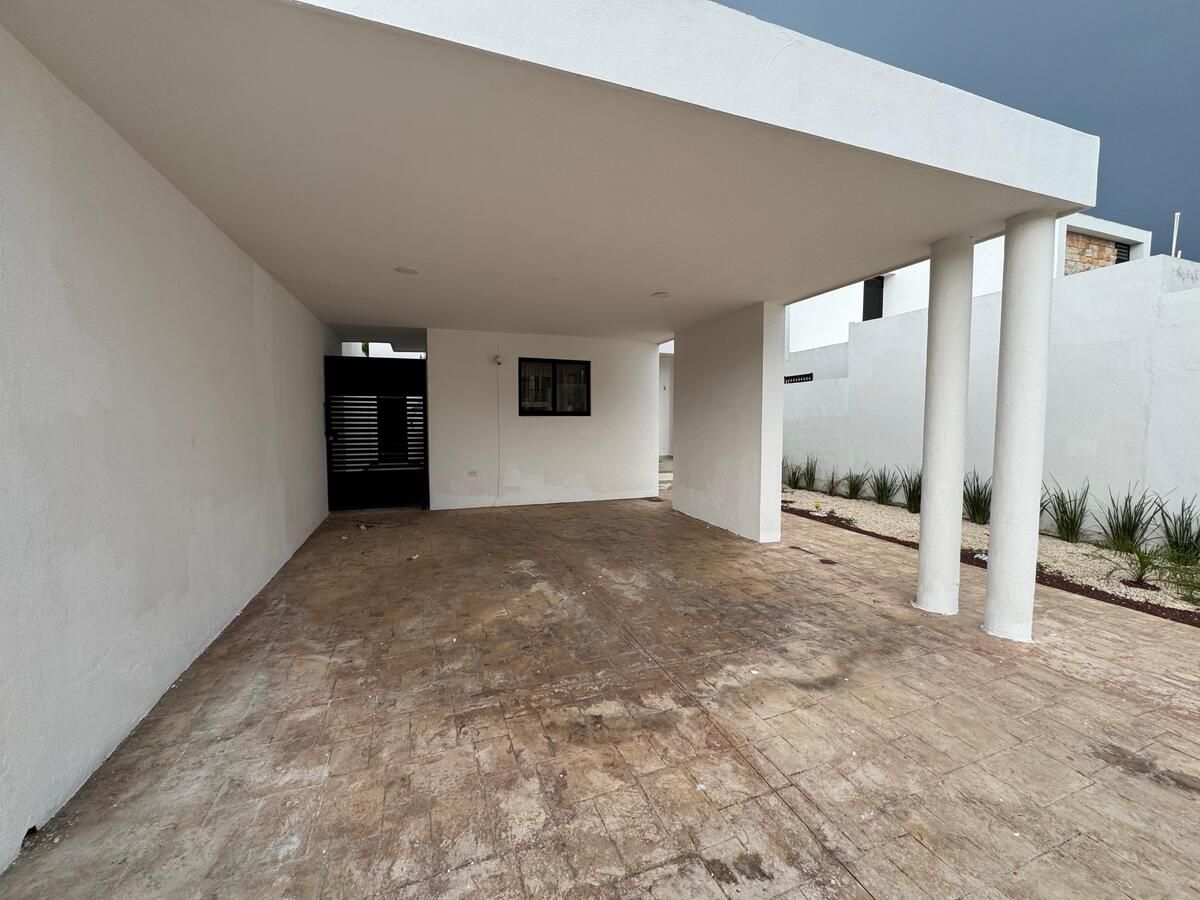 Casa en Renta Equipada con 3 Habitaciones y Alberca en la zona de Conkal Yucatan