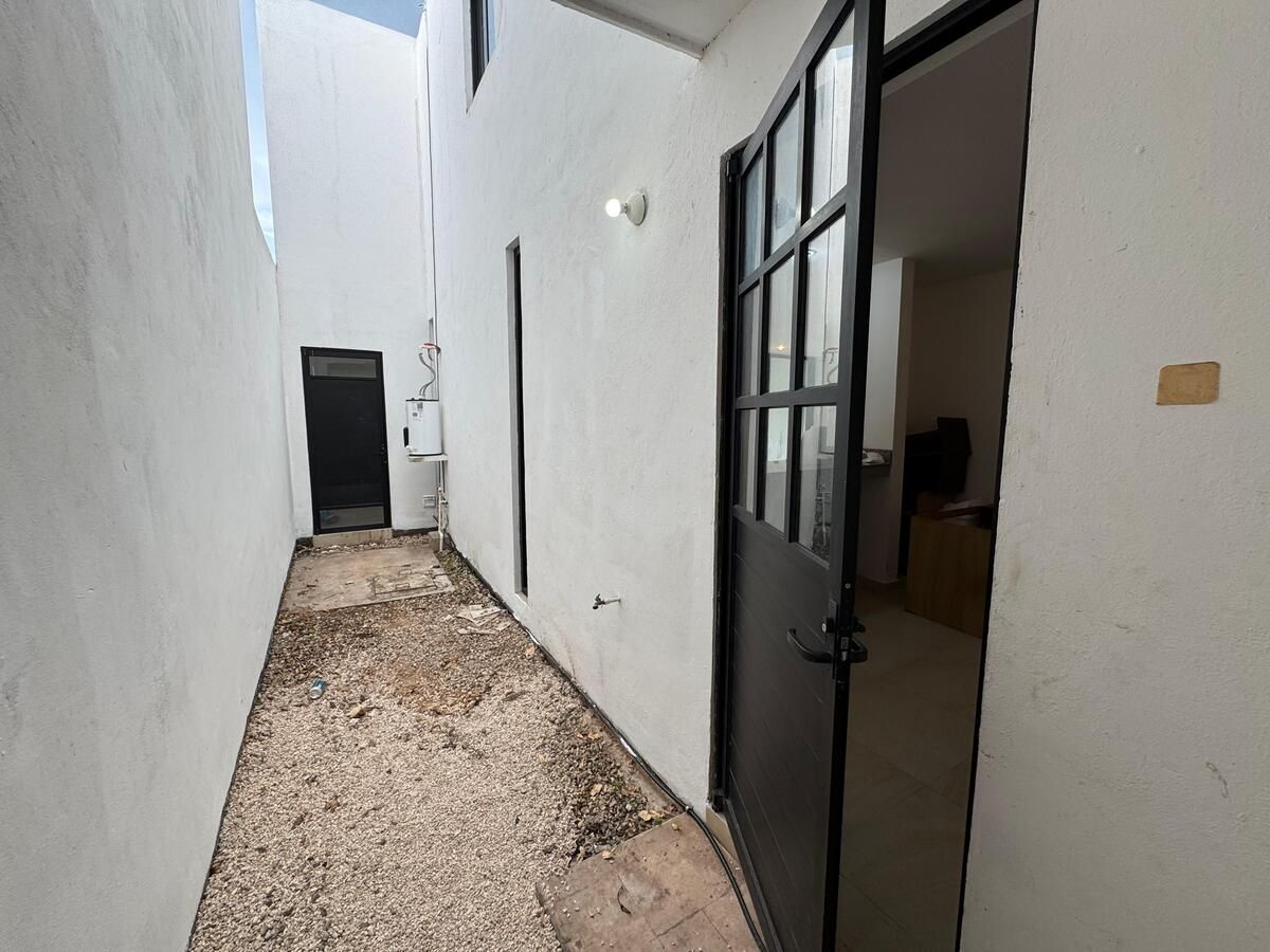 Casa en Renta Equipada con 3 Habitaciones y Alberca en la zona de Conkal Yucatan