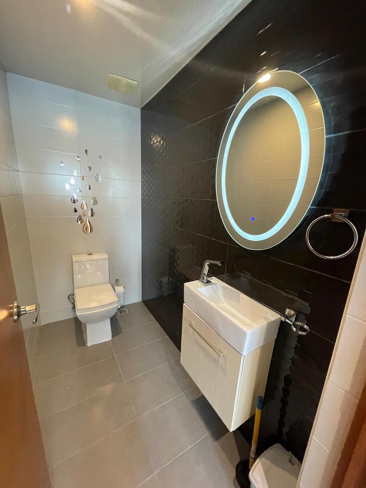 2 de 12: Baño