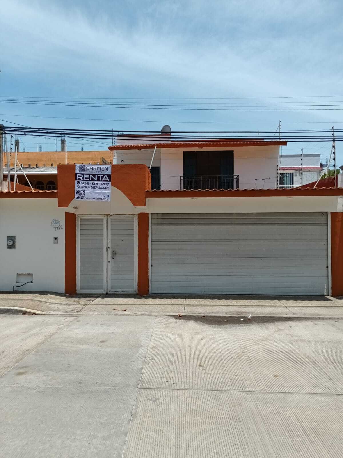 1 of 20: Fachada