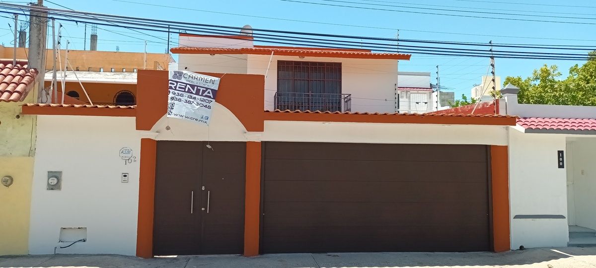 2 of 18: Fachada