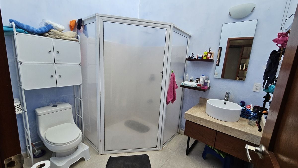 10 de 19: Baño, Habitación Principal