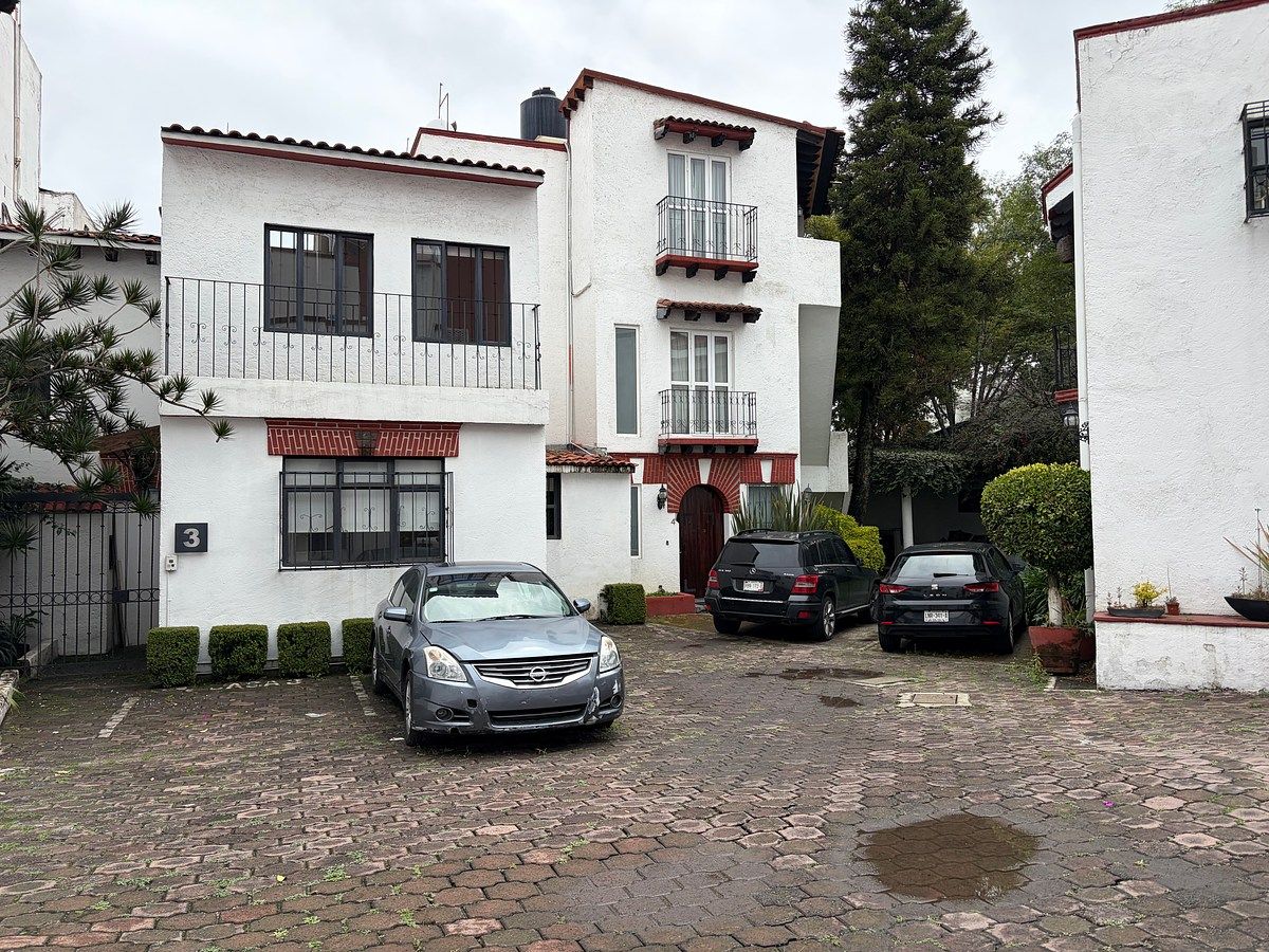 BELÍSSIMA CASA À VENDA EM CONDOMÍNIO HORIZONTAL EM LOMAS ANAHUAC!!, foto 1 de 16