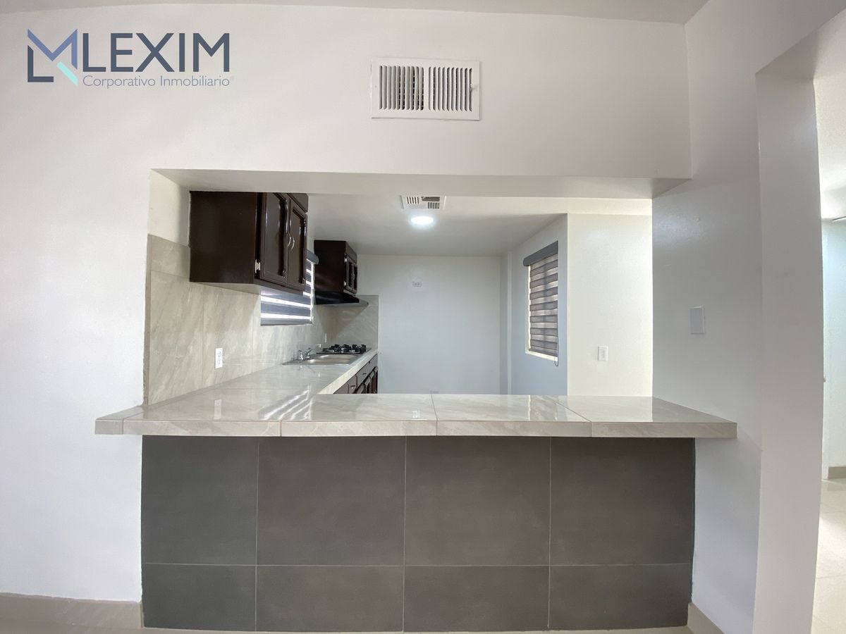 4 of 17: Cocina