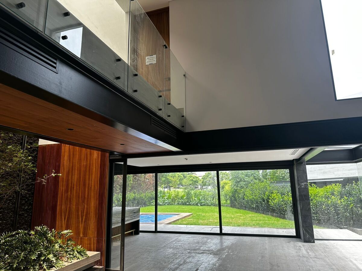 Venta de casa en Campanario - foto 3