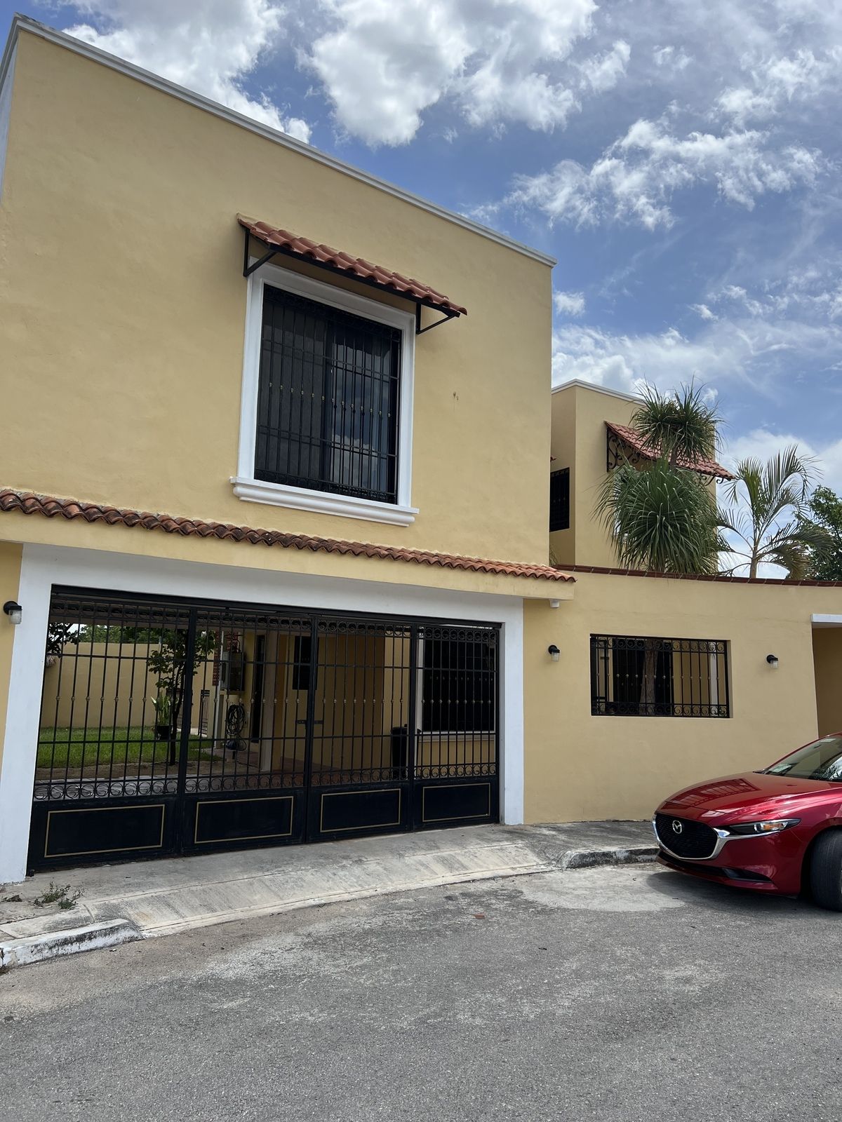 1 of 17: fachada 1