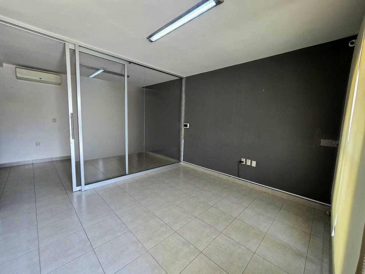 10 de 25: SALA COMEDOR