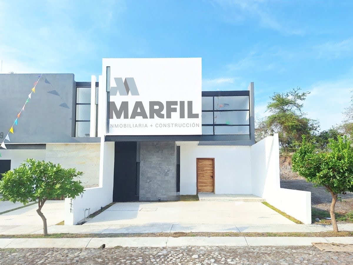 Venta de Casa de 3Recámaras frente a Jardín al Norte de Colima