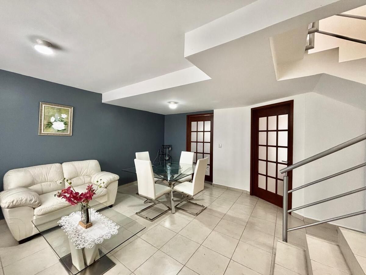 1 de 49: Espacios abiertos e iluminados .