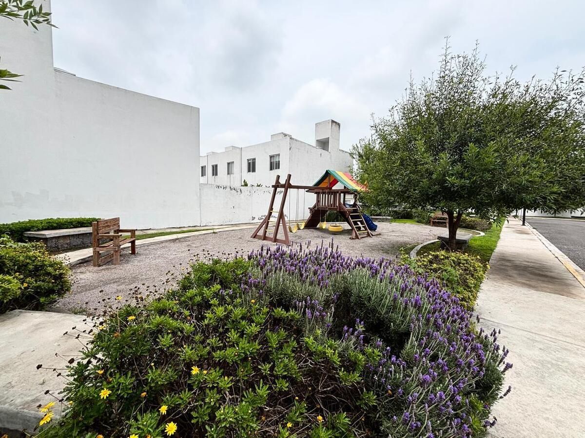 37 de 49: Áreas infantiles