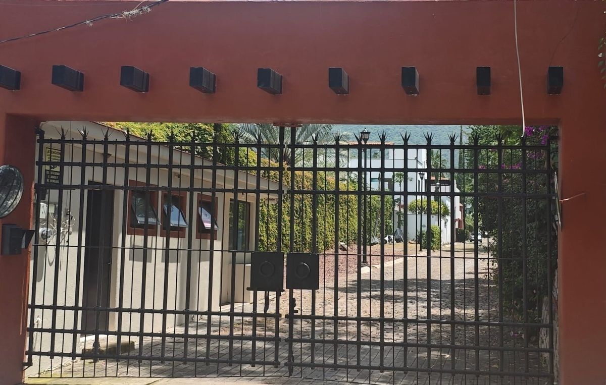 2 de 17