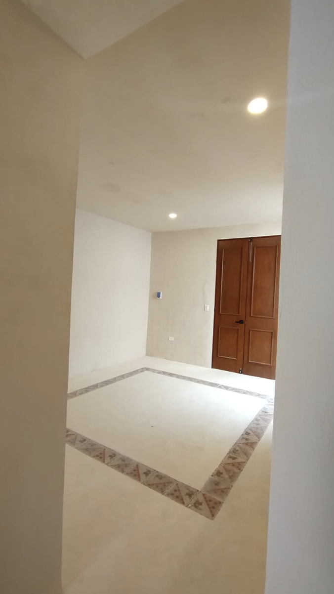 Casa Remodelada en Venta en el Barrio de Santa Ana