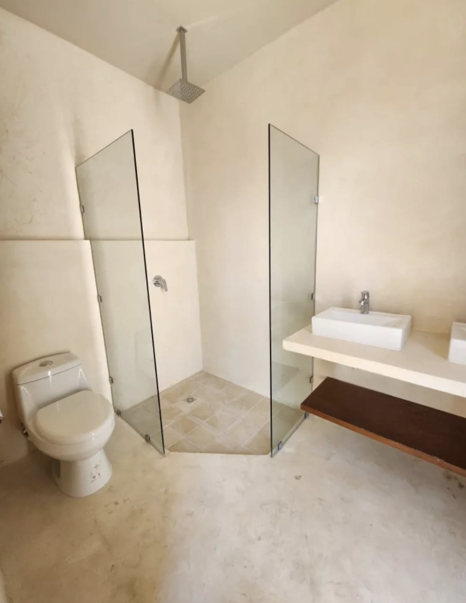 Casa Remodelada en Venta en el Barrio de Santa Ana