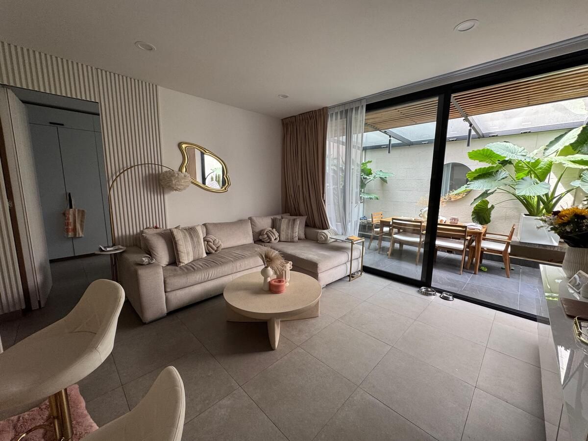 4 de 25: Sala