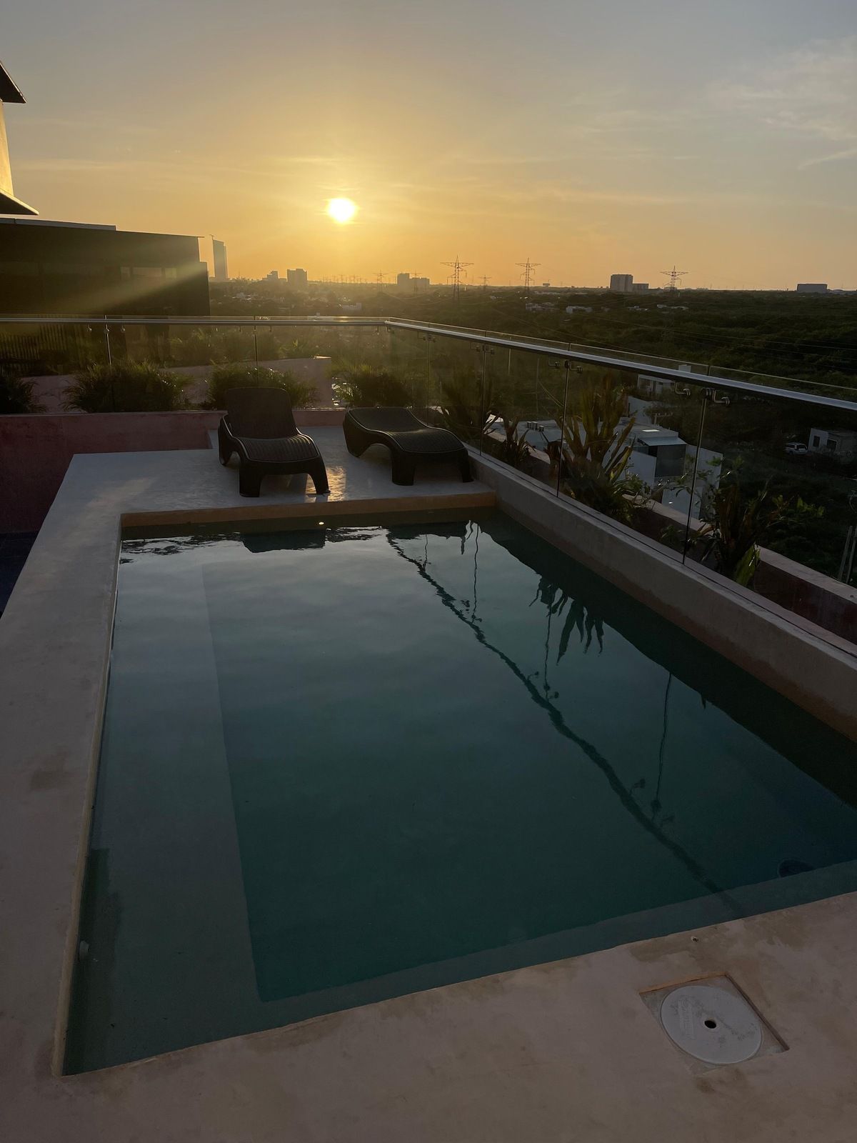 21 de 23: Alberca Roof top