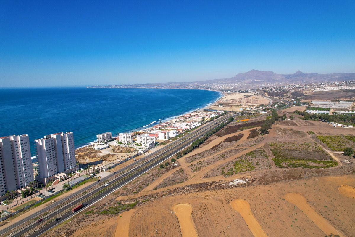 Lotes en Tierra de Agua Cerca a Rosarito, Los Arenales, Puerto Nuevo