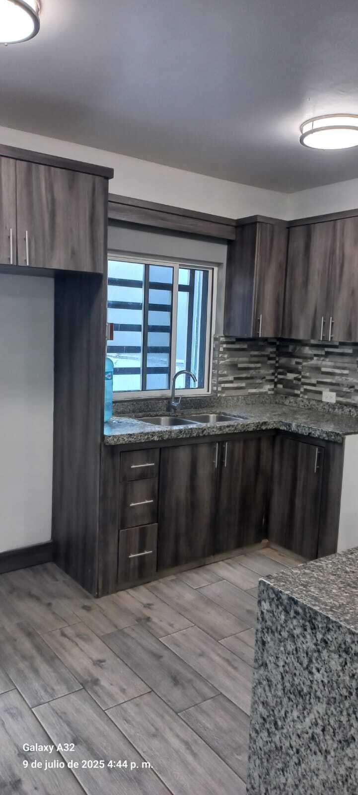 9 de 28: DEPARTAMENTO 2