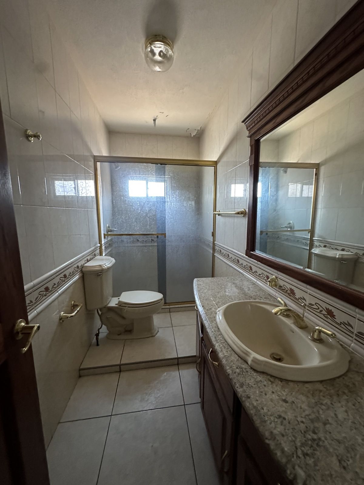 9 de 11: Baño completo recamara