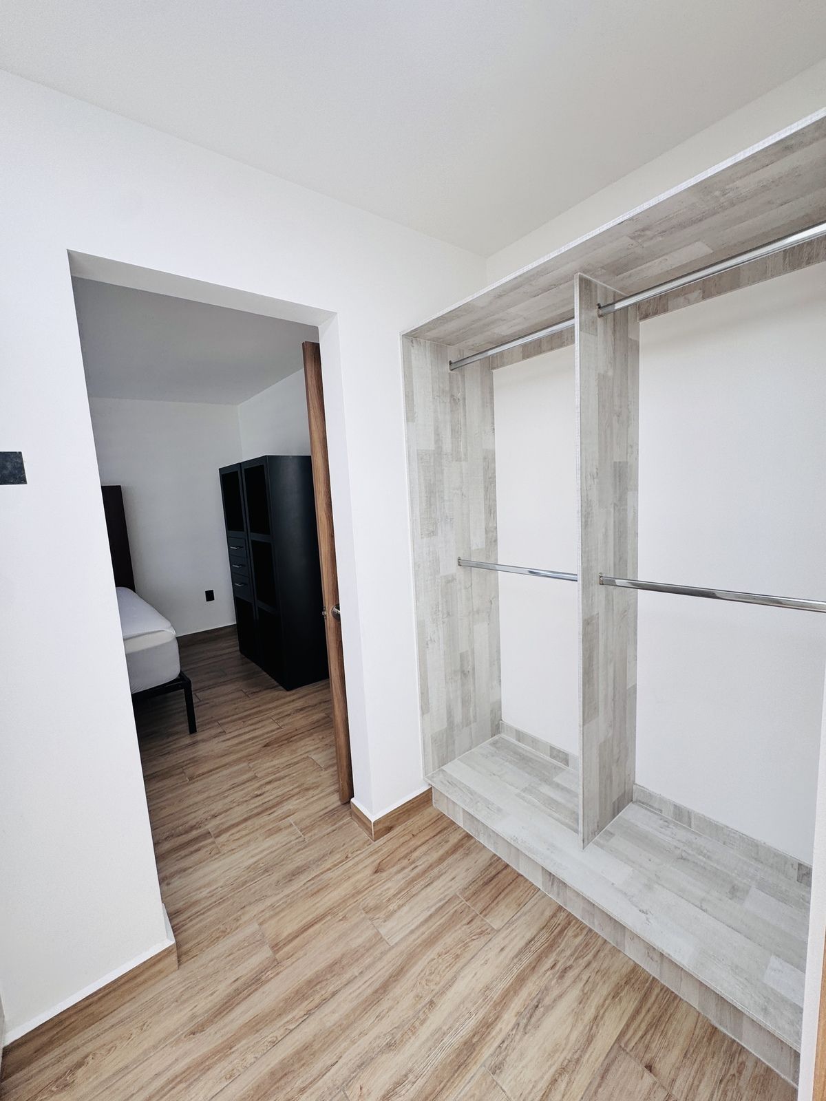 13 de 22: vestidor rec principal
