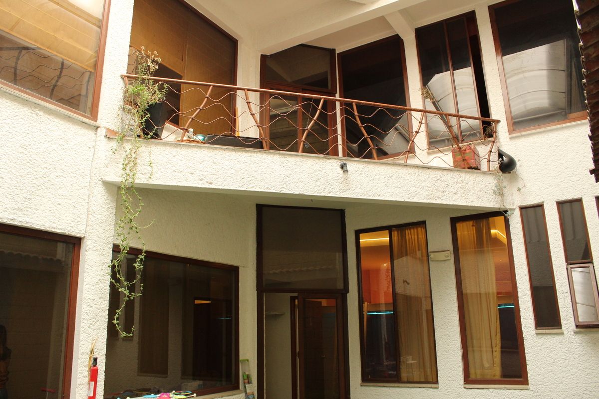 6 of 41: Terraza