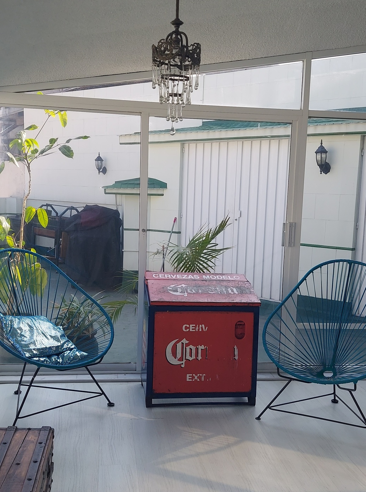 4 de 24: Terraza muy grande integrada al family y el bar.