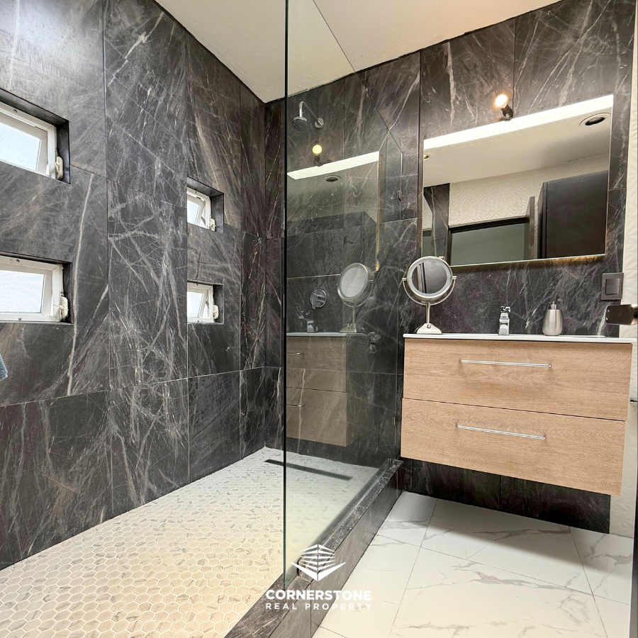 18 de 21: casa en venta por la tijera con baño completo