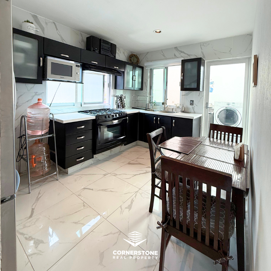 7 de 21: casa en venta por la tijera con cocina