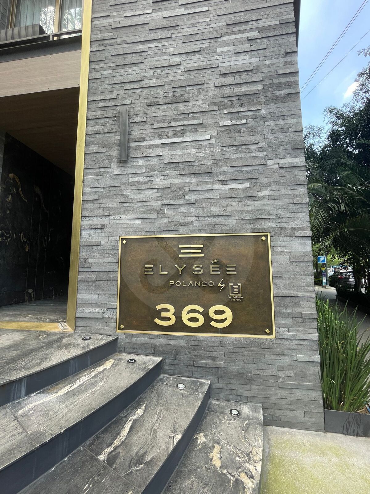 1 de 50