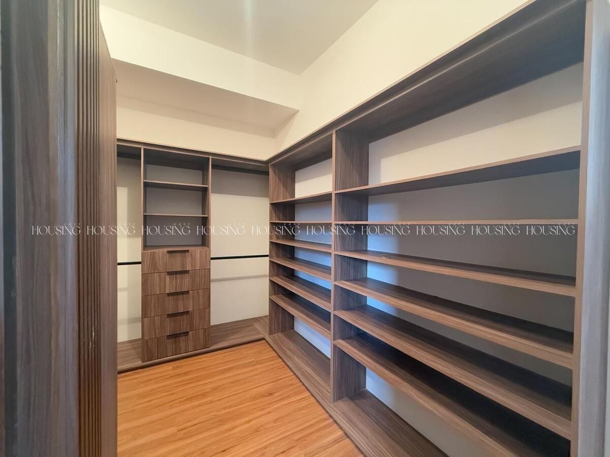 20 de 26: Vestidor  Recámara principal